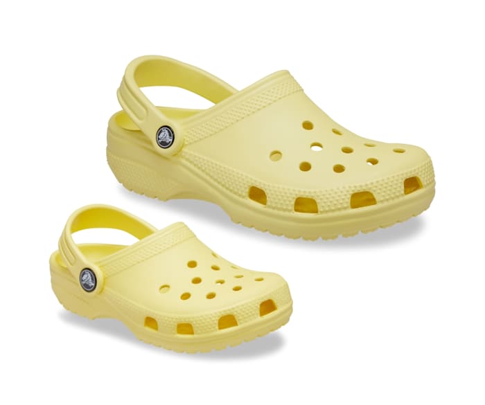 Yellow baby crocs store