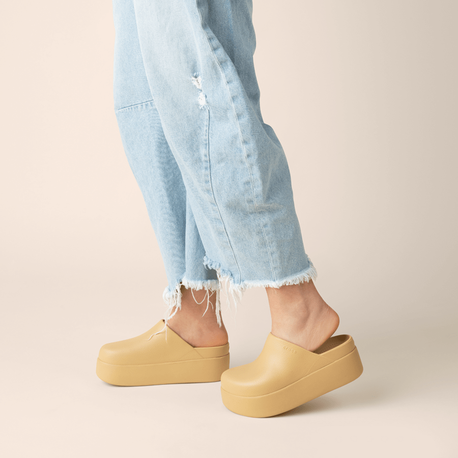 Wheat Dylan Platform Clog - Pair - Crocs