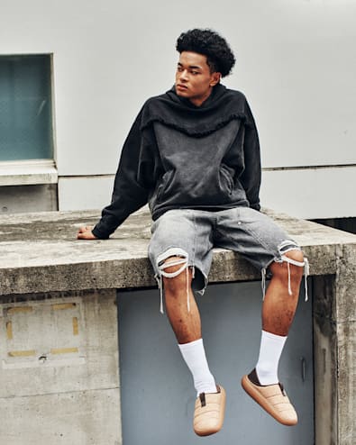 locomeg♡ クロックス Style with Libere｜秋冬スタイルに映える最新コーデ特集